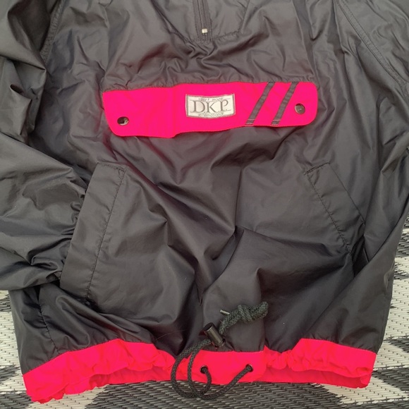 Vintage Sport Mode D.K.P. International Windbreaker - Picture 4 of 10
